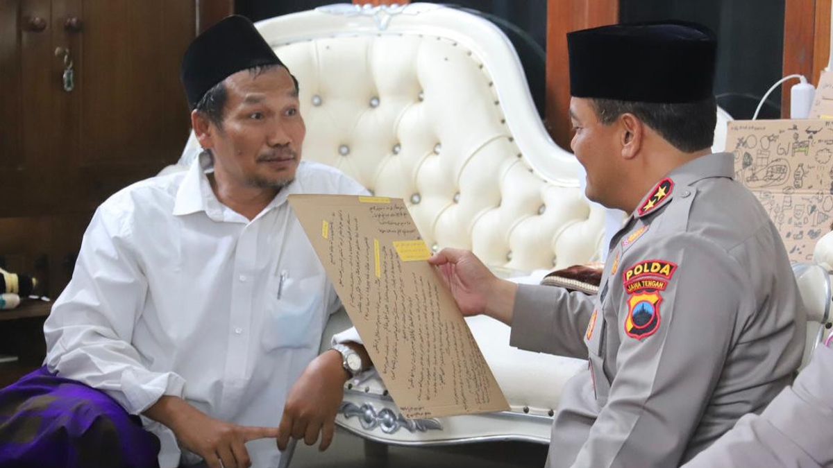 Dealing With General Bintang Dua, Gus Baha Tells This Regarding Central Java's Security