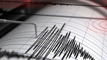 Rocked By A 6.1 Magnitude Earthquake, Residents Of The Sangihe Islands Of North Sulawesi Do Not Panic