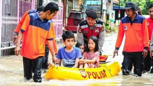 BNPB: 10,586 People Affected By High Cliff Floods