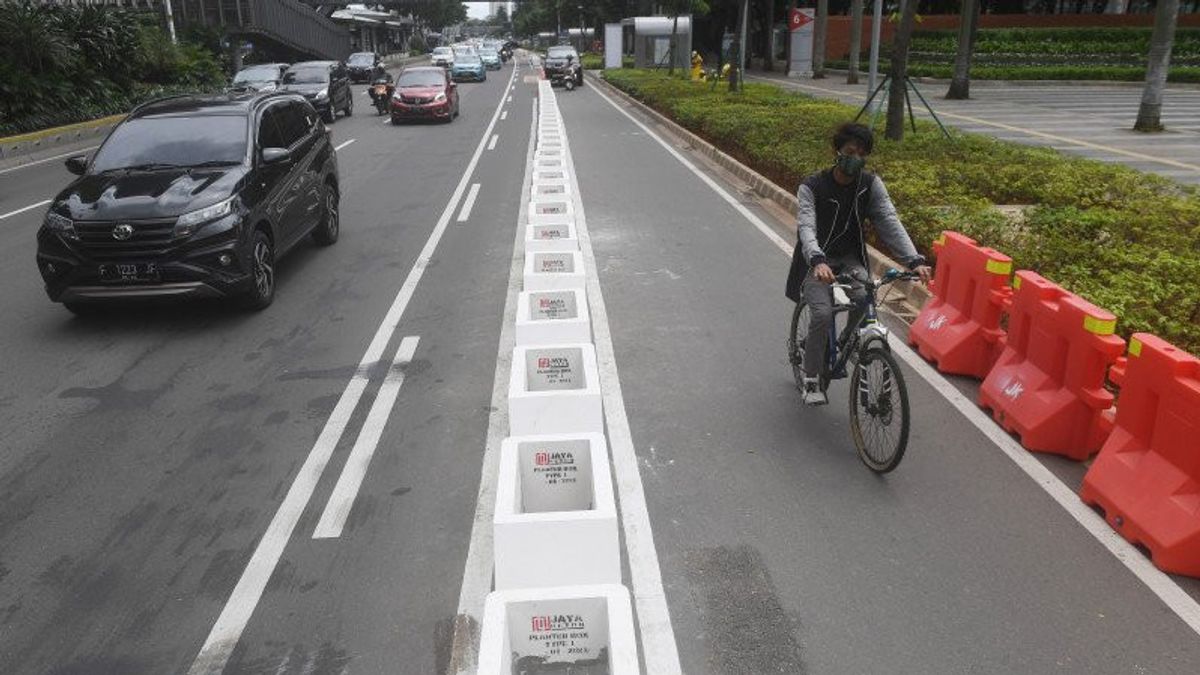 DPR-Polri Want Permanent Bike Paths To Be Dismantled, Deputy Governor Of DKI: We'll Learn Later