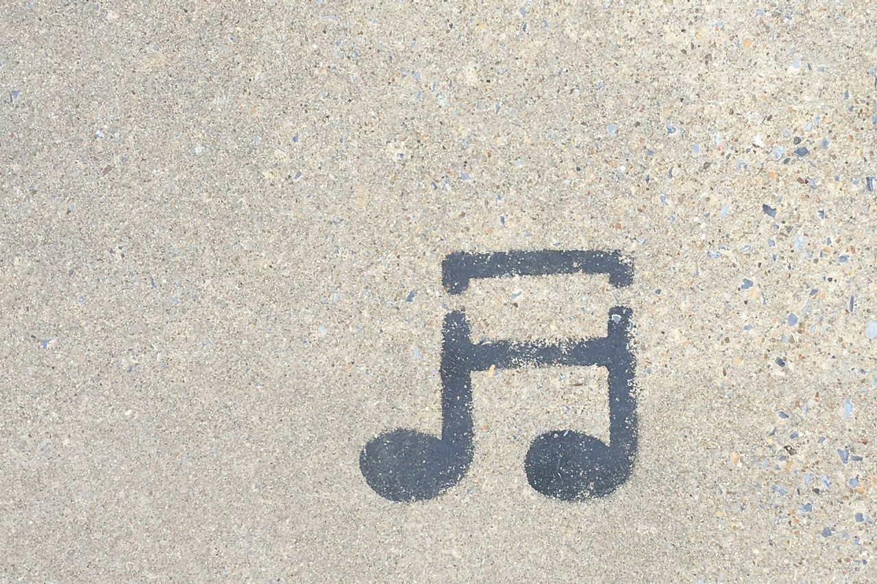 rénage : Une manifestation à Londres contre une interdiction de la musique dans les rues