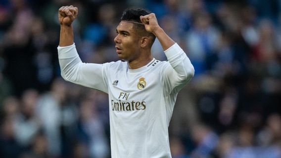 Real Madrid Are Hunting For Casemiro's Backing