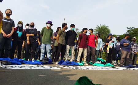 Polda Metro Alihkan Lalu Lintas di Istana Negara saat Aksi Demo Mahasiswa