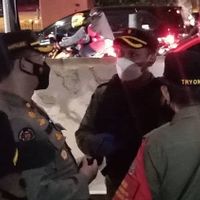 Polisi Sidak PPKM di Kafe Pulogadung, Sempat Terjadi Cekcok Mulut