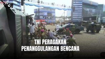 TNI Peragakan Penangulangan Bencana