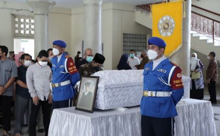 Guru Besarnya Meninggal Terseret Ombak di Gunungkidul, UGM Beri Penghormatan Terakhir