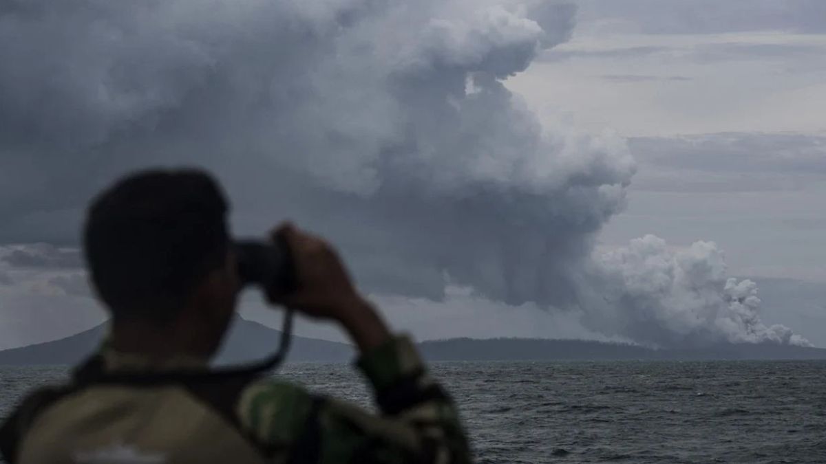 PVMBG حث الصيادين على عدم الاقتراب من جزيرة أناك كراكاتاو