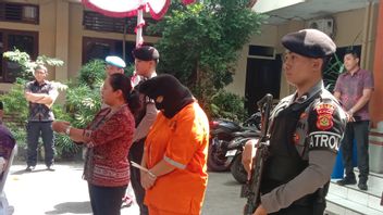 Peruvian Woman Smuggles Cocaine Into Bali In Sex Toys Entered Into Genitals