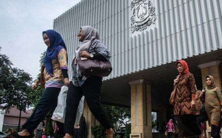 Disdik Akui Temuan BPK Jadi Penyebab Ratusan Guru Honorer di Jakarta Dipecat Sepihak 