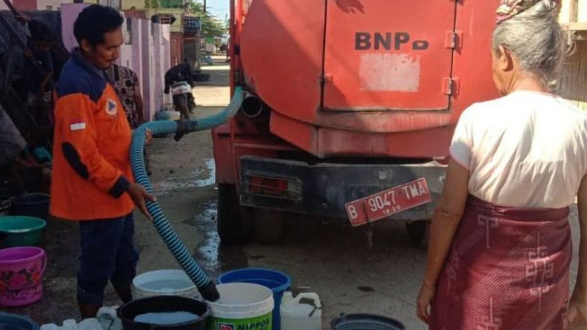 Bima NTB干旱紧急情况,BPBD水供应Besih到7个村庄