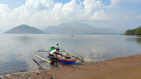 Gunung Lewotobi Laki-laki Masih Level Awas, Nelayan Flores Timur Mulai Memancing di Laut