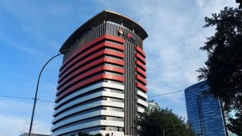 KPK Sita从艺术家Olla Ramlan的前夫那里获得了13亿印尼盾,与Pertamina催化剂腐败指控有关