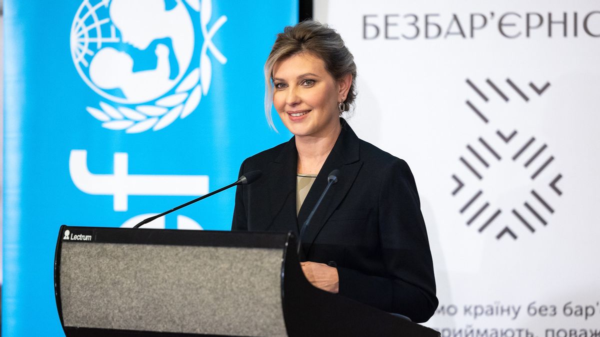 السيدة الأولى لأوكرانيا تدعو إلى استخدام الابتكارات التكنولوجية من أجل السلام وليس من أجل المذبحة