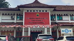Disdikpora Cianjur-Jabar Razia Ponsel Guru-Siswa Berantas Judi Online