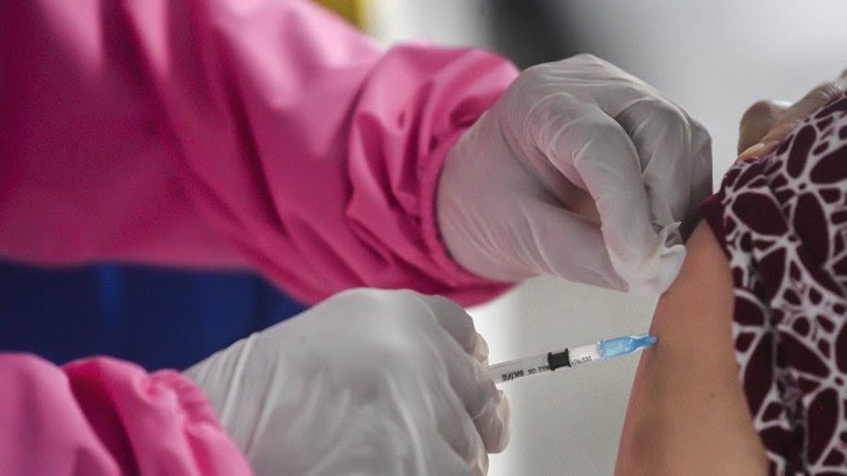 Kemenkes Kejar 2 Juta Dosis Suntikan Vaksin COVID-19 per Hari