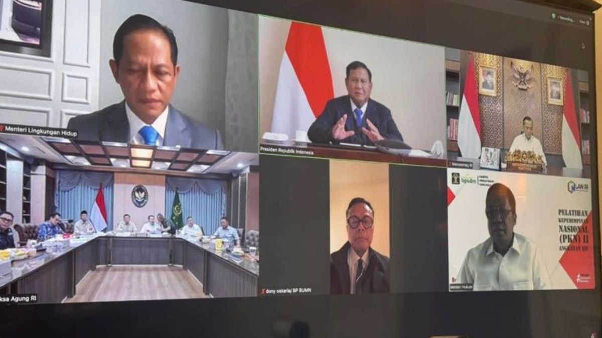    Dari London, Prabowo Gelar Ratas Bahas Satgas PKH via Konferensi video