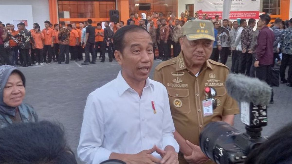 Jokowi: Fluctuating Chili Prices Due To Weather Influence