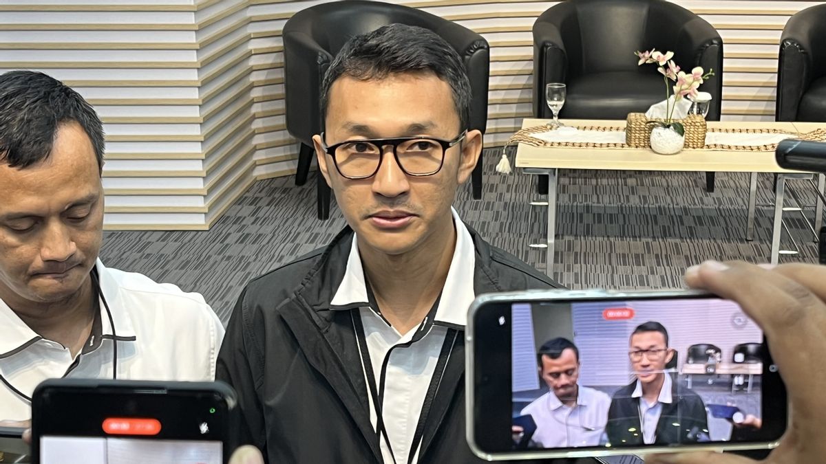 KPK assure la confiscation d’un téléphone portable et d’autres preuves de Hasto Kristiyanto conformément aux règles