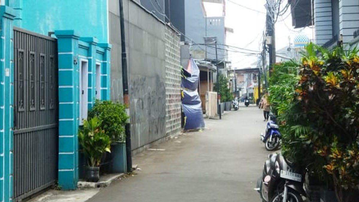 Rumah Sahroni Dipasang Garis Polisi Usai Dijarah