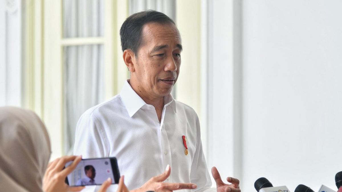 Jokowi dit ici en réponse à 44 ministères formés par le cabinet Prabowo