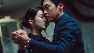 Tampilkan Adegan Intim Seo Ye Ji dan Lee Ha Yul, Drama Korea <i>Eve</i> Diberi Rating 19+ 