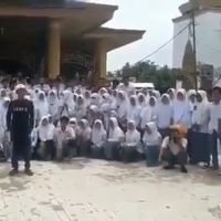 Heboh Video Viral Siswa SMA Minta Rezim Bebaskan Imam Besar Rizieq Shihab 