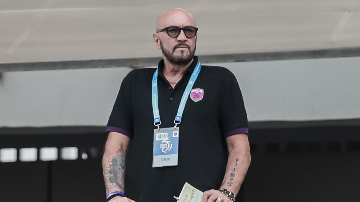 Italian Legend Walter Zenga Angry Indonesian Football Inaugurated