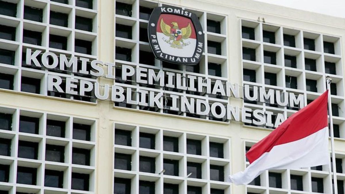  KPU <i>Take Down</i> NIK Jokowi di Situs Pemilu