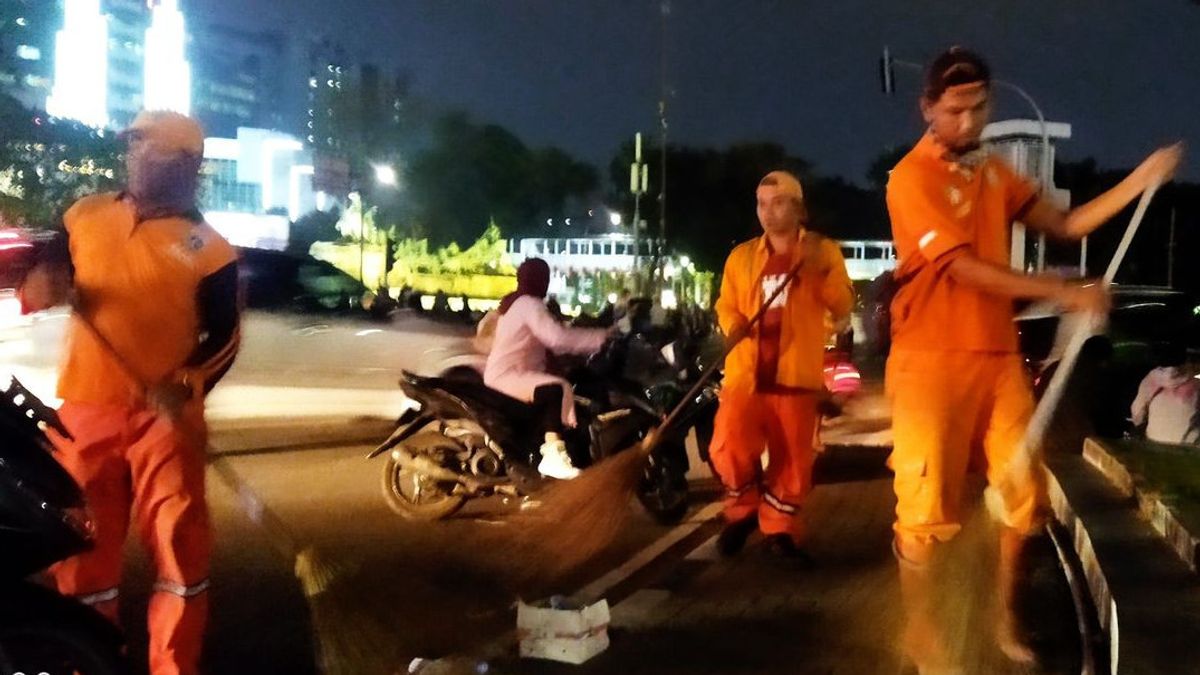 Pemprov DKI Prediksi Sampah Perayaan Malam Tahun Baru di Sudirman-Thamrin Capai 20 Ton