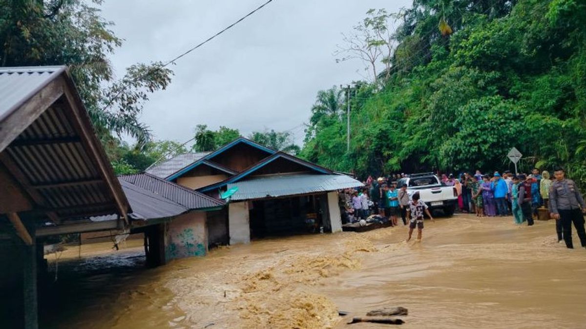 Agam Butuh 525 Hunian Sementara Bagi Korban Bencana