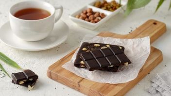 7 Manfaat Mengonsumsi Cokelat Hitam bagi Kesehatan, Ingat Jangan Makan Berlebihan