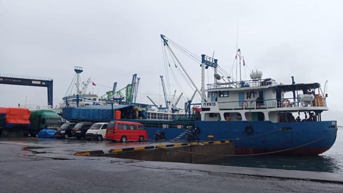 Setelah 2 Tahun, Salat Idulfitri Lembali Digelar di Kawasan Pelabuhan Makassar
