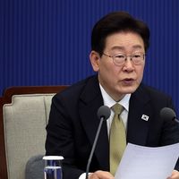 Le rating du président sud-coréen baisse au milieu de la controverse sur le projet de loi sur le procureur spécial