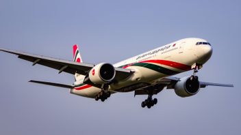 Commercial Flights between Bangladesh and Pakistan Resume After 14 Years