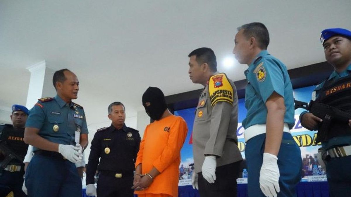 Conflit de drogue à Anus à l’aéroport Juanda Sidoarjo arrêté