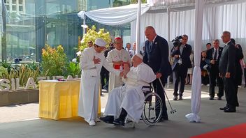 Imam Besar Istiqlal Mosque Showcases Gathering Tunnel To Pope Francis