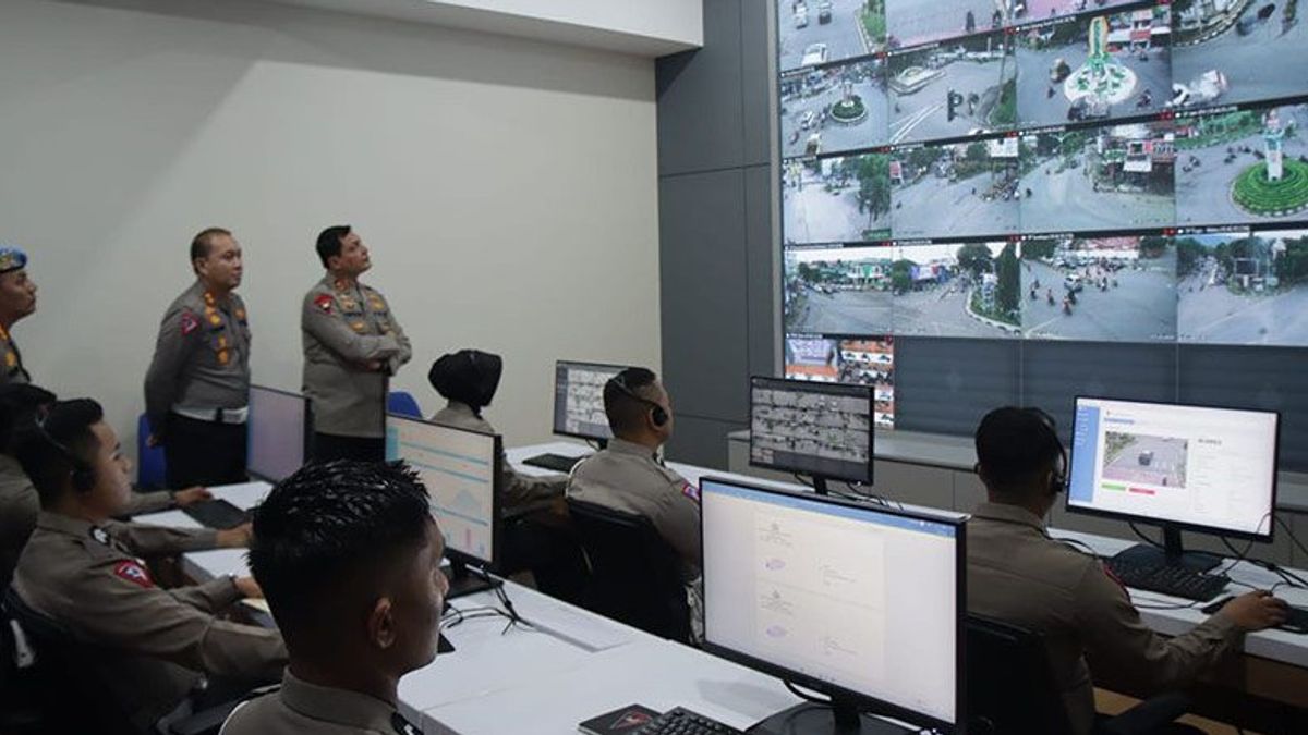 قائد شرطة آتشيه يطلب تكثيف التنشئة الاجتماعية للتذاكر الإلكترونية ، والتي يمكن معاقبة لوحات الترخيص المزيفة