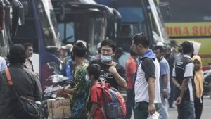 Mulai Ramai, 630 Pemudik Turun di Terminal Mandala Rangkasbitung Banten