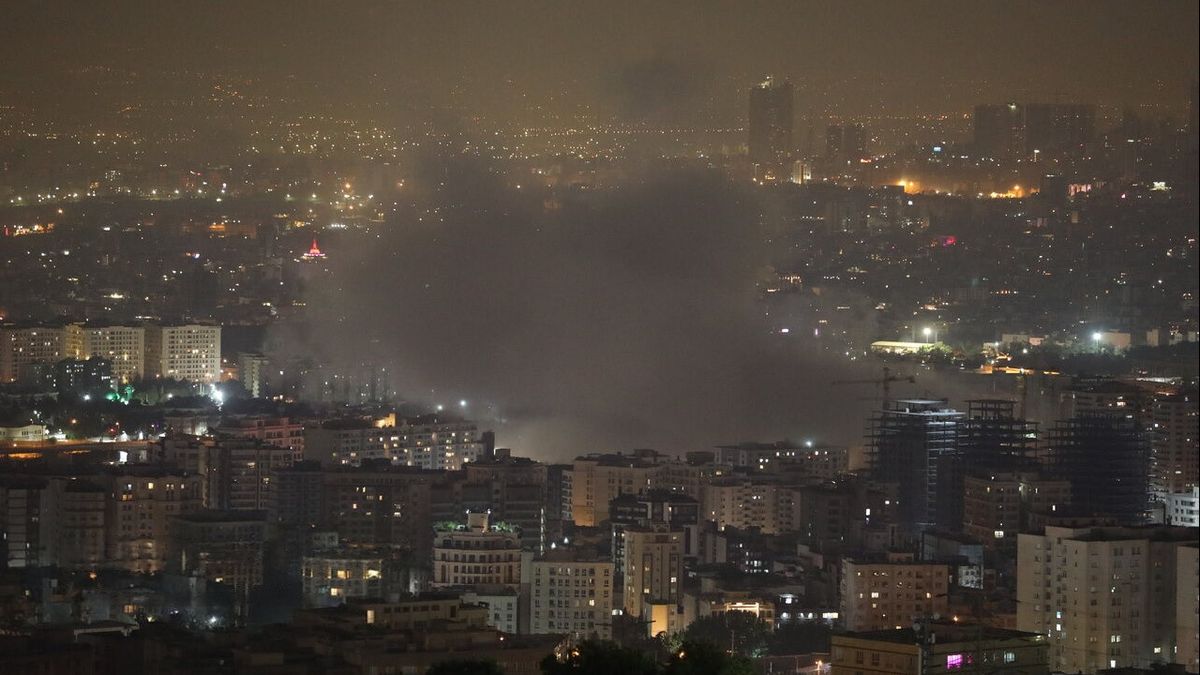 Iran Tolak Negosiasi Gencatan Senjata saat Diserang Israel