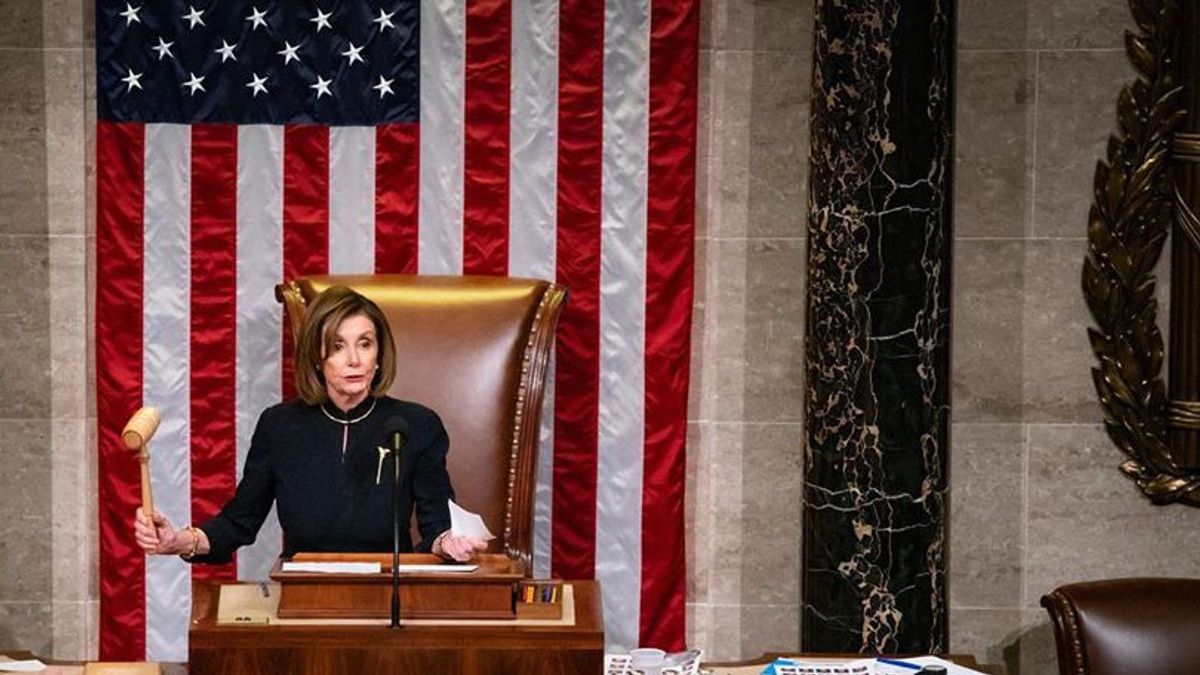 Pemakzulan Trump di Tangan Anggota Kongres Perempuan Pertama AS Nancy Pelosi