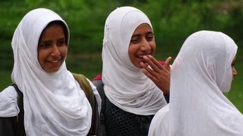 Pelajar Muslim India Sebut Larangan Jilbab Memaksa Pilihan Agama atau Pendidikan