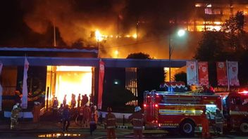 火災の原因は明らかにされていない、AGOは1.1兆ルピアの損失を記録している