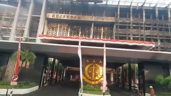 Kebakaran di Gedung Kejaksaan Agung Akhirnya Padam, Begini Kondisinya