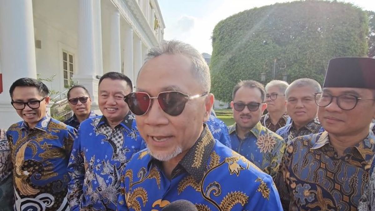 Take A Holiday, Jokowi Gathers With PAN Management At The Palace