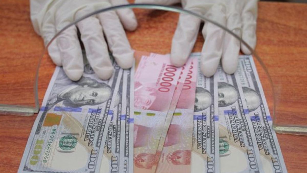 BI Intervention Stabilizing Rupiah Must Be Balanced With Domestic Political Conditions
