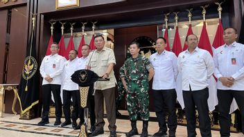 Sjafrie sera au poste de ministre des Affaires étrangères pour des mois