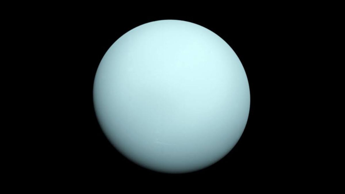 Planet Uranus Is Getting Colder, The Sun Is A Suspect