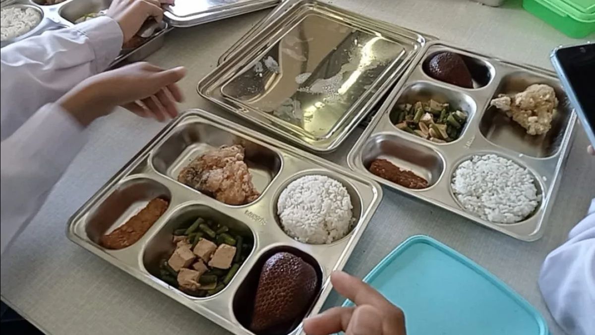 Kemenag asks MBG kitchen in West Kalimantan to handle halal certificates