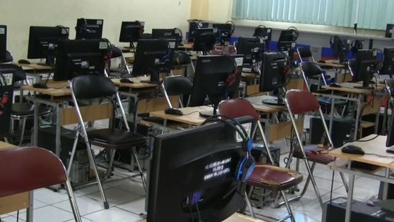 Guru Madrasah Ibtidaiyah di Surabaya yang Cabuli Murid Diberhentikan