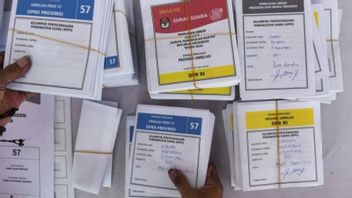 KPU DKI Temukan 677 Surat Suara Pemilu 2024 Rusak, Dari Kusut, Mengerut hingga Robek